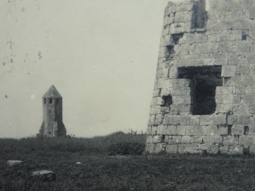 Isle of Wight NITON The Pepper Box & Mustard Pot c1931 RP Postcard - Picture 2 of 3