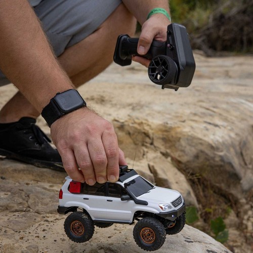 RC Crawler Axial SCX24 Lexus GX 470 4X4 RTR – Offiziell lizenziert, Ready-to-Run - Bild 11 von 12