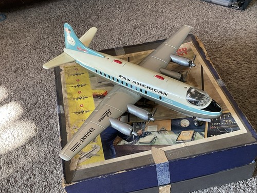 Schuco - Elektro Radiant 5600 - BOAC Airplane - German Tin Battery Op - Picture 2 of 16