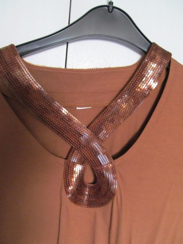 elegantes Damenshirt mit Pailletten - Stickerei, braun - Bild 2 von 5