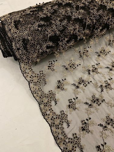 1 mtr black/gold embroided pearl scalloped bridal tulle net fabric..45”wide - Picture 3 of 5