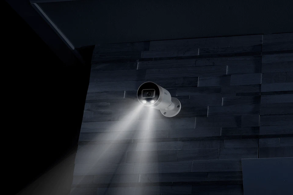 LOREX E891AB - 4K Ultra HD Active Deterrence Security Camera - Image 4 of 4