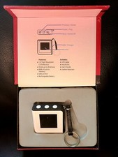 Digital Keychain 8MB, Recharge Battery 1.4" High Res USED No Install Disk or USB