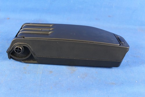 2007 BMW 530xi Center Console inner Storage Cubby/ tray - Picture 15 of 17