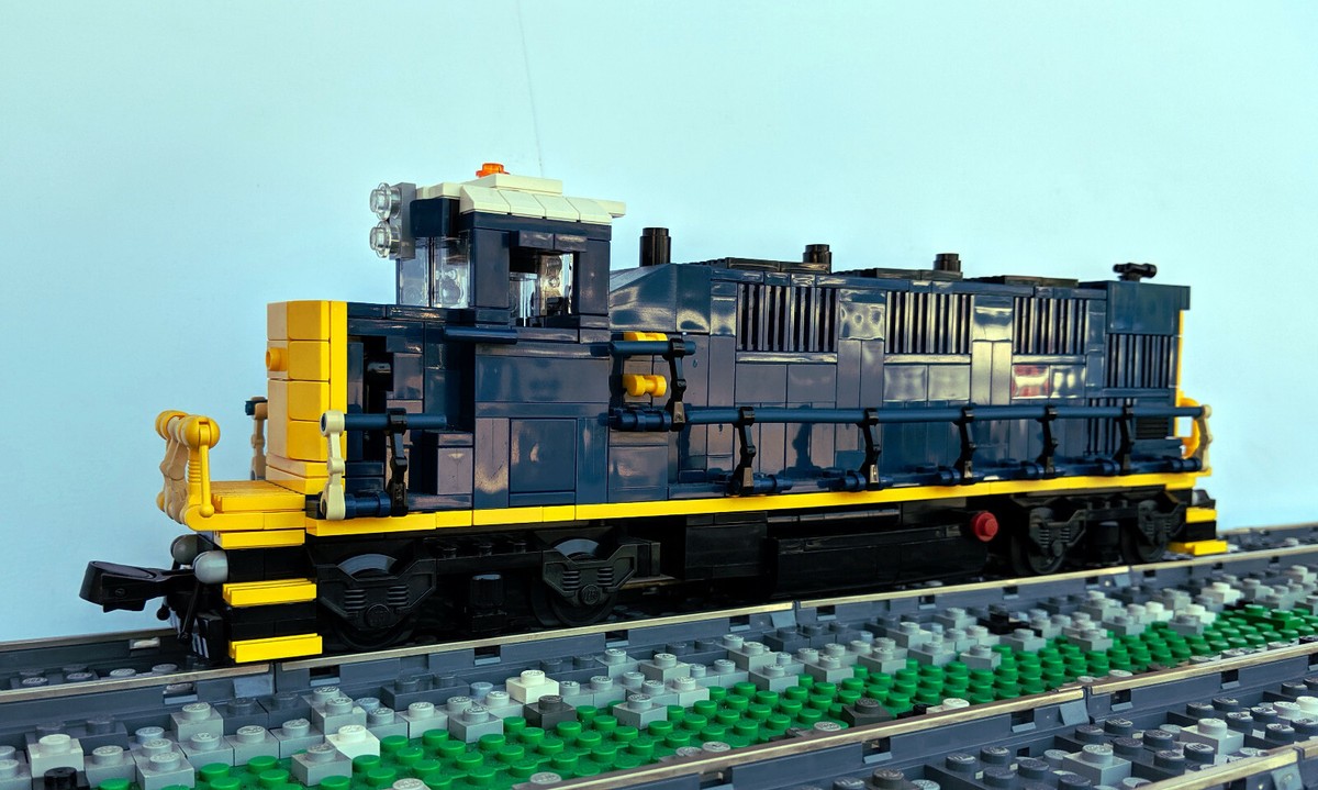 Custom CSX 3GS21B-DE Train Engine Locomotive Built With Lego