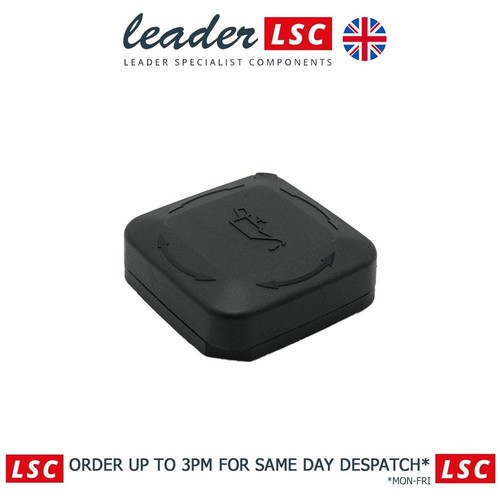 Engine Oil Filler Cap and Retainer Range Rover Mk2 P38 111275005268 New 2.5D - Picture 2 of 12