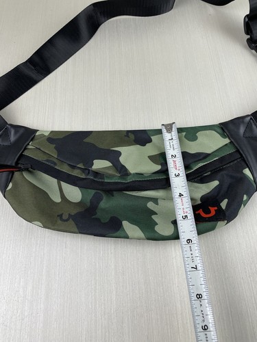 Marsupio True Religion mimetico fibbia regolabile cinturino cerniera - Foto 7 di 10