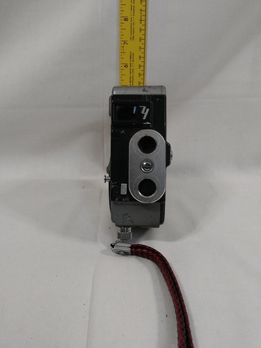  YASHICA 8MM MOVIE CAMERA  - Picture 2 of 6