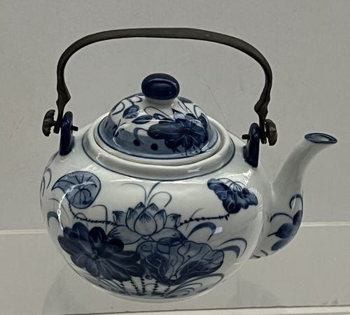 Vintage Blue Onion Teapot Blue & White Flower with Brass Handle - Picture 3 of 16