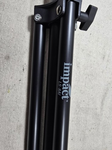 Impact Black Light Stand 8' LS-8AI Air-Cushioned Light Stand 8-Load Capacity:8pd - Picture 3 of 11