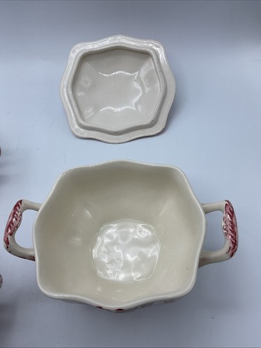 English Chippendale Johnson Bro 2 tazas de té de café azucarero blanco rojo flores - Imagen 3 de 20