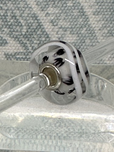 Authentische Trollbeads EICHE 3 weiße Wellenlinien auf schwarz & weiß gefleckt CC, neu - Bild 8 von 10