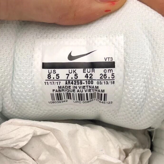 Nike air huarahe deriva uomini bianco scarpe bianco uomini / rosso nero occasionale 20e38a Nike air huarahe deriva uomini bianco scarpe bianco uomini / rosso nero occasionale 20e38a