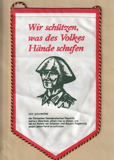 DDR NVA Wimpel Soldat 30 Jahre DDR ca 28 cm x 16 cm