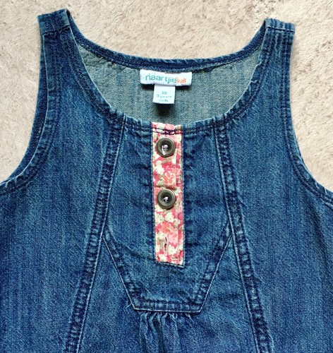 Naartje Mädchen Blumen und Jeanskleid, Größe 3 Kleinkind, ärmellos, Knöpfe, gebraucht, in einwandfreiem Zustand - Bild 3 von 8