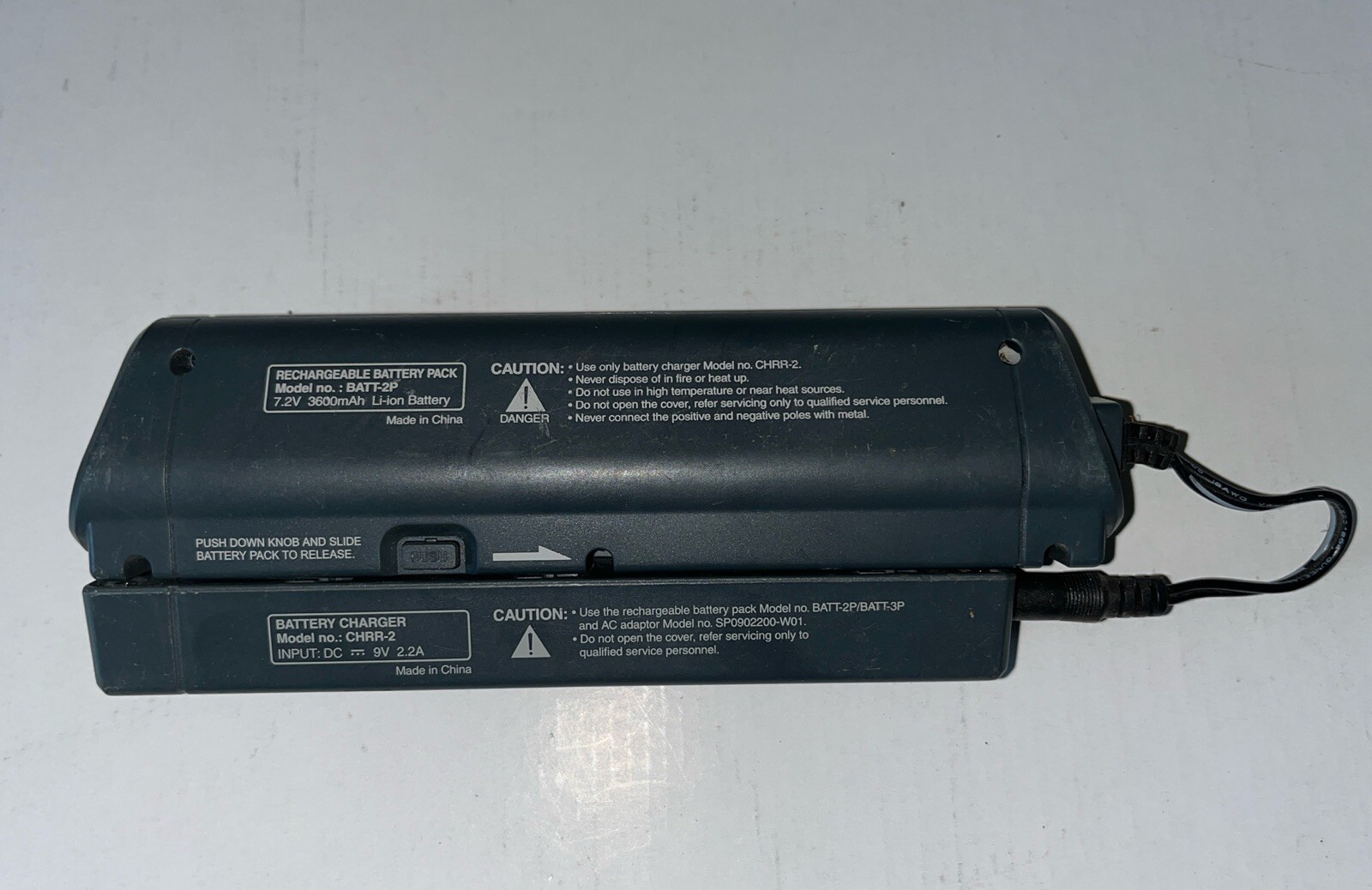 CHRR-2 Battery Charger BATT-2P Rechargeable Battery Pack No AC Adapter UNTESTED