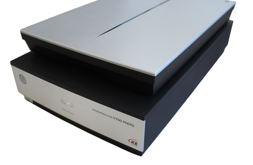 Epson Perfection V700 scanner foto documenti Win 10 11 A4 libro usato - Foto 3 di 6