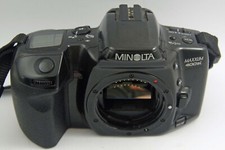 Minolta Maxxum 400si 35mm SLR Film Camera Body Only