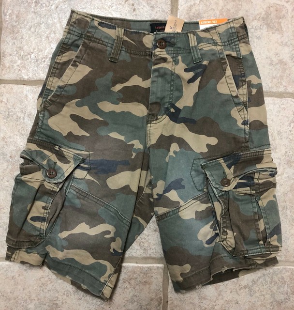 American Eagle Men's Size 26 Camo Cargo Shorts Classic Extreme Flex