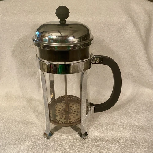 Bodum Chambord French Press Coffee Maker, 1 Liter, 32 Ounce, 8 Cups Chrome