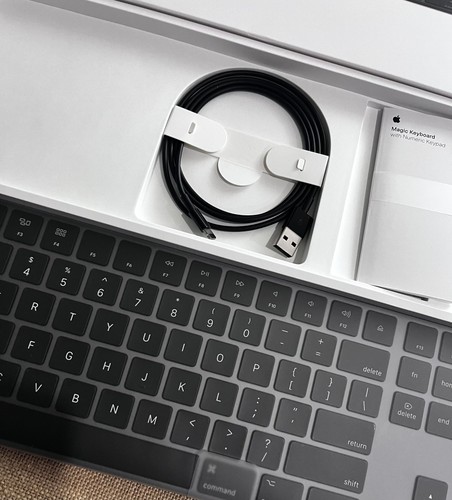 Apple Magic Keyboard (MODEL A1843) Wireless, With Numeric Keypad. BRAND NEW! - Picture 2 of 6