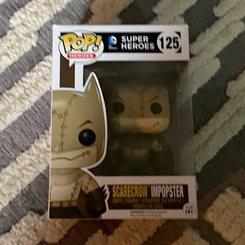 Funko Pop! Heroes DC Comics Scarecrow Impopster #125 some wrinkles on the top