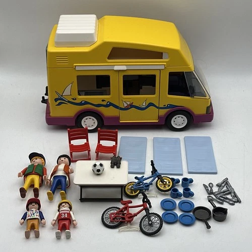PLAYMOBIL 3945 VACATION CAMPER YELLOW FAMILY RV Vtg 1997 Bikes Soccer Chairs