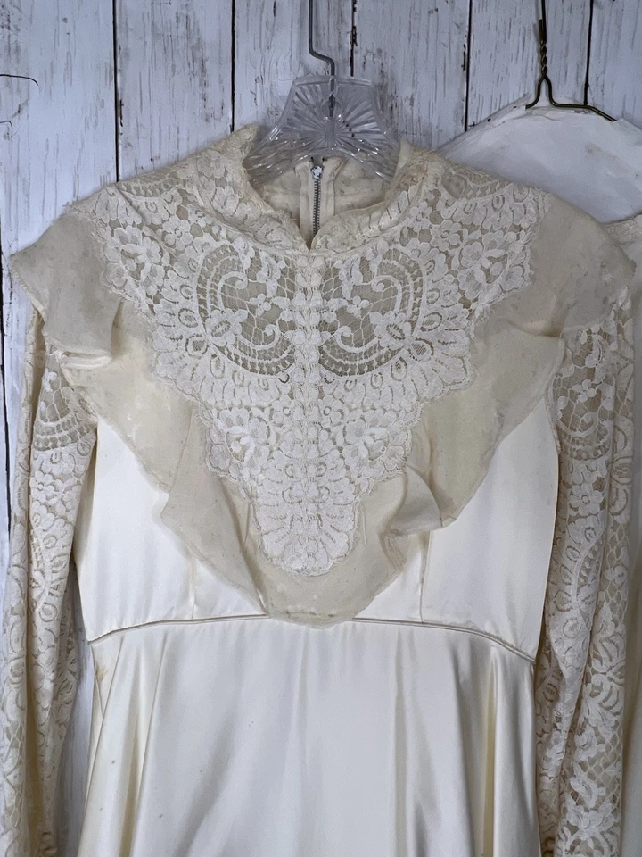 Vestido de novia vintage pequeño hecho a mano marfil vestido largo bussell imperfecto Foto 2 de 4