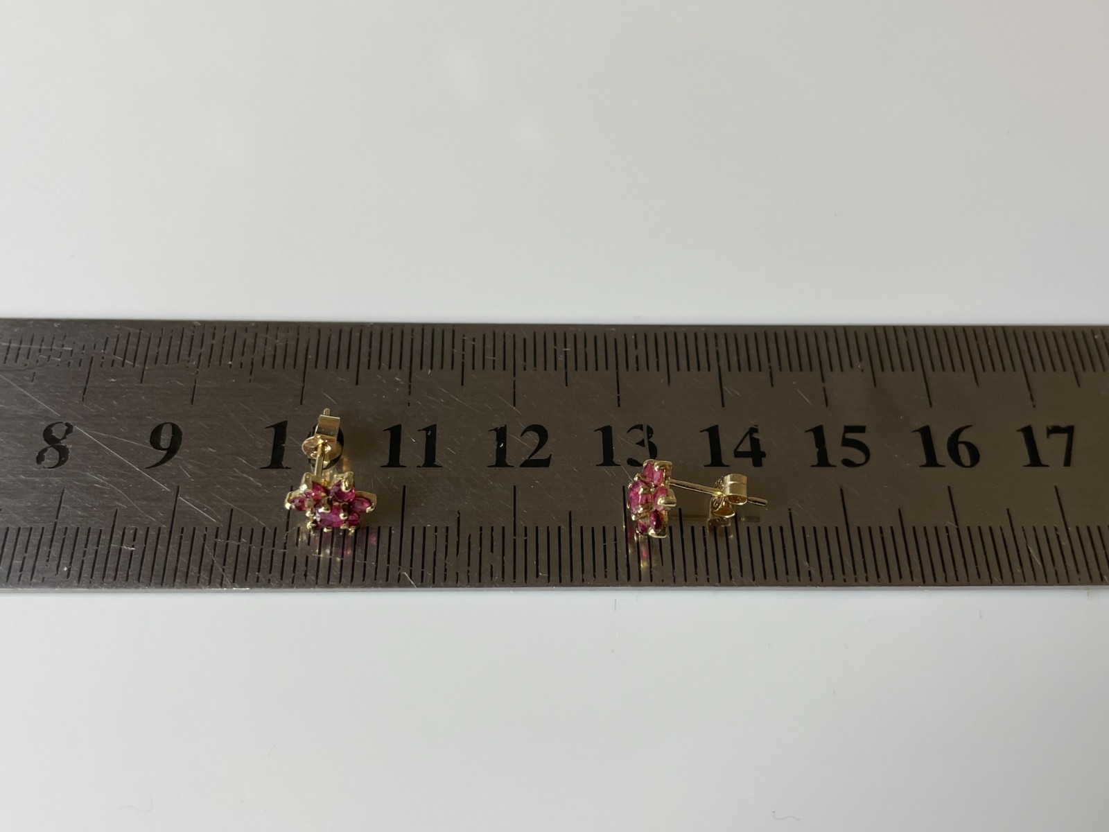 Ruby Earrings 9ct Gold Ruby Flower Cluster Earrin… - image 2