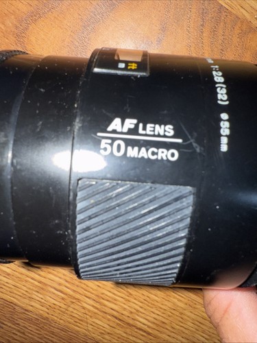 MINOLTA MAXXUM AF 50MM F2.8 MACRO LENS - Picture 2 of 8