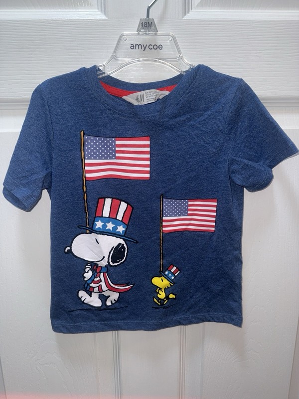 Kids H&M size 2-4Y blue snoopy patriotic tshirt