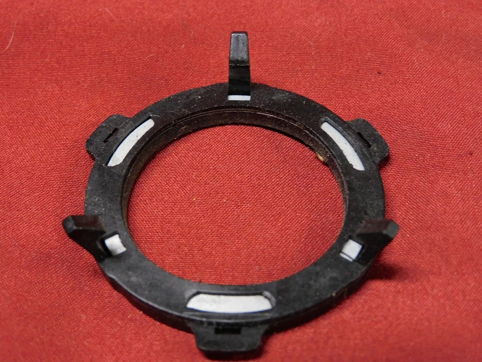 Vintage Avocet Computer Black Plastic 3 Prong Sensor Ring with Circular Magnet - Image 2 of 2
