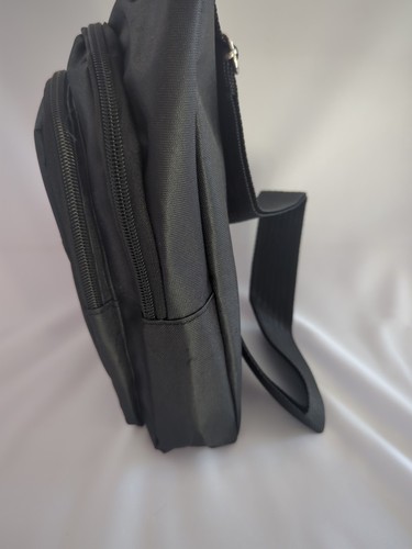 Sport-Umhängetasche Herren oder Damen schwarz Nylon mit 2 Reißverschlussaufbewahrung - Bild 4 von 4