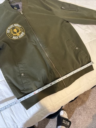 DIET STARTS MONDAY Embroidered Graphic Bomber Jacket ARMY Green Men’s Size M - Picture 10 of 16