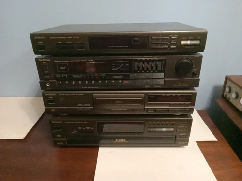 Nice Technics 4 Piece Stereo Sound System  with Stk-55 Tuner Sa-160 Reciever ++