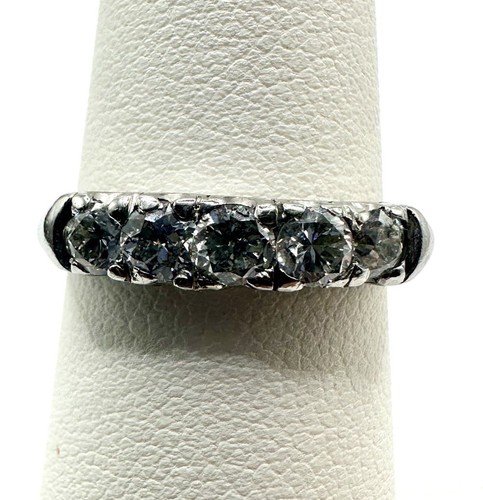 Estate Natural Diamond 5 Stone Platinum Ring Size 7.75 - 第 5/11 張圖片