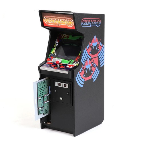 New Wave Toys Berzerk & Frenzy Replicade Arcade Collectors Choice Bundle New - Bild 2 von 6