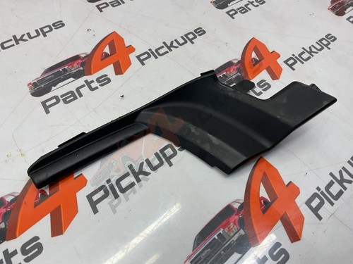 2014 Isuzu D-Max Passenger Side Windscreen Corner Trim 2012-2017 - Picture 2 of 7
