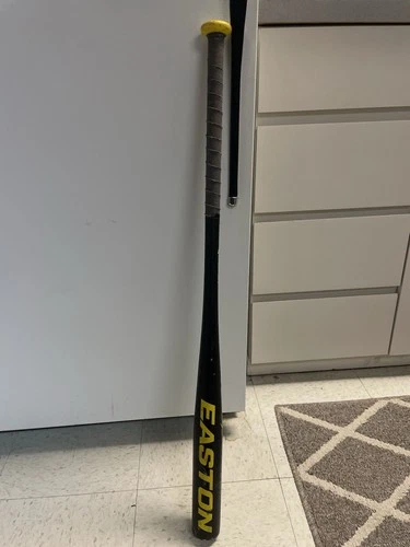 Easton Model F4 Infield Outfield Fungo Coach Bat | 35in 22oz 2 1/8" Barrel Dia