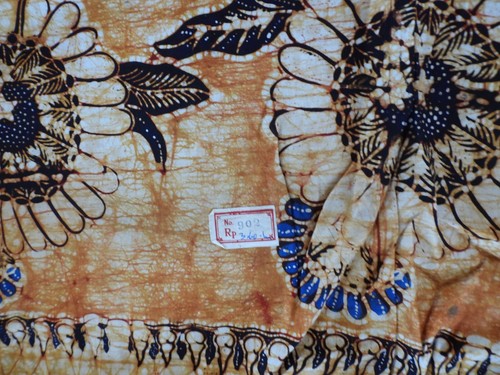 Vtg Indonesian Pekalongan Java SILK Batik FABRIC 3.5 Yards Twin Daughters Panel - Picture 9 of 9