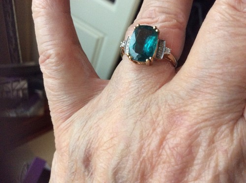 Madagascan Blue Apatite & Diamond 14ct Yellow gold Ring - Picture 2 of 4