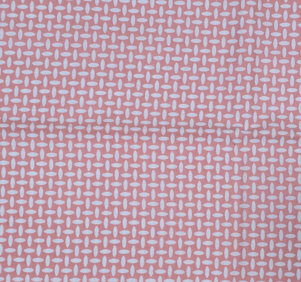 Cotton Fabric 36"x44" Waverly Screen Print Peachy Pink White Geometric Weave - Image 4 of 4