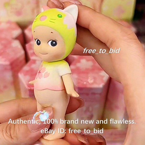 Minifigura Sonny Angel Cherry Blossom Series Calico Cat - Imagen 2 de 5
