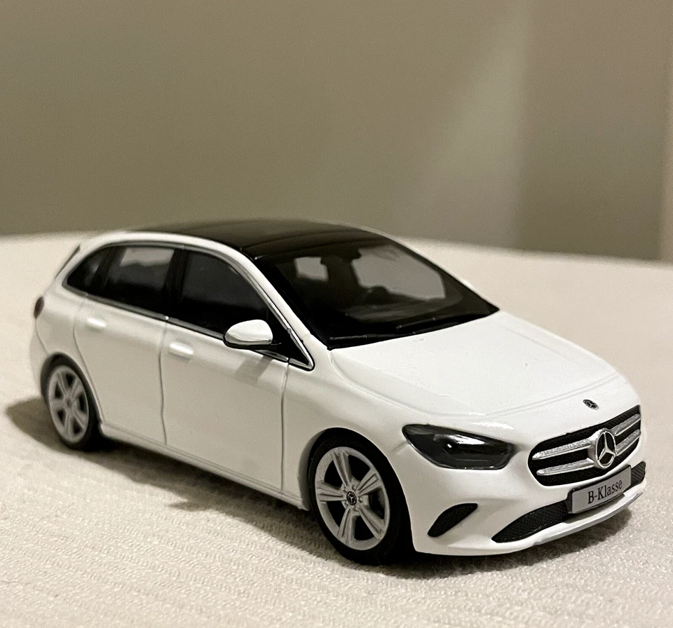 Miniatura Herpa Mercedes Clase B B-Klass B Class 1/43 1:43 - Nuevo En Caja - Imagen 3 de 4
