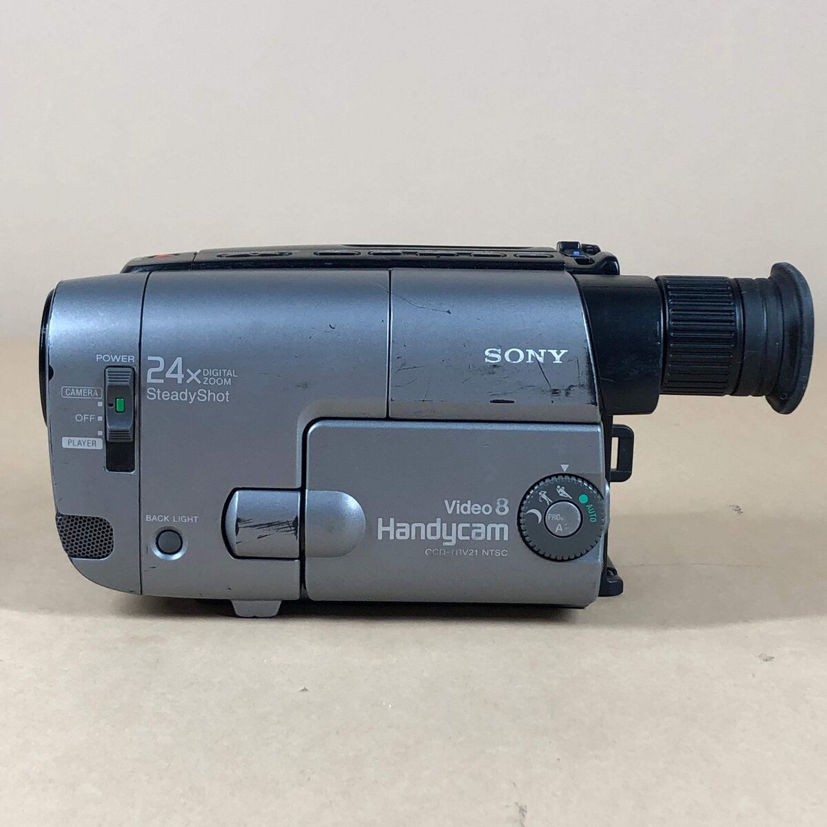 Sony Handycam CCD-TRV21 8mm Analog Camcorder for sale online Sony Handycam CCD-TRV21 8mm Analog Camcorder for sale online