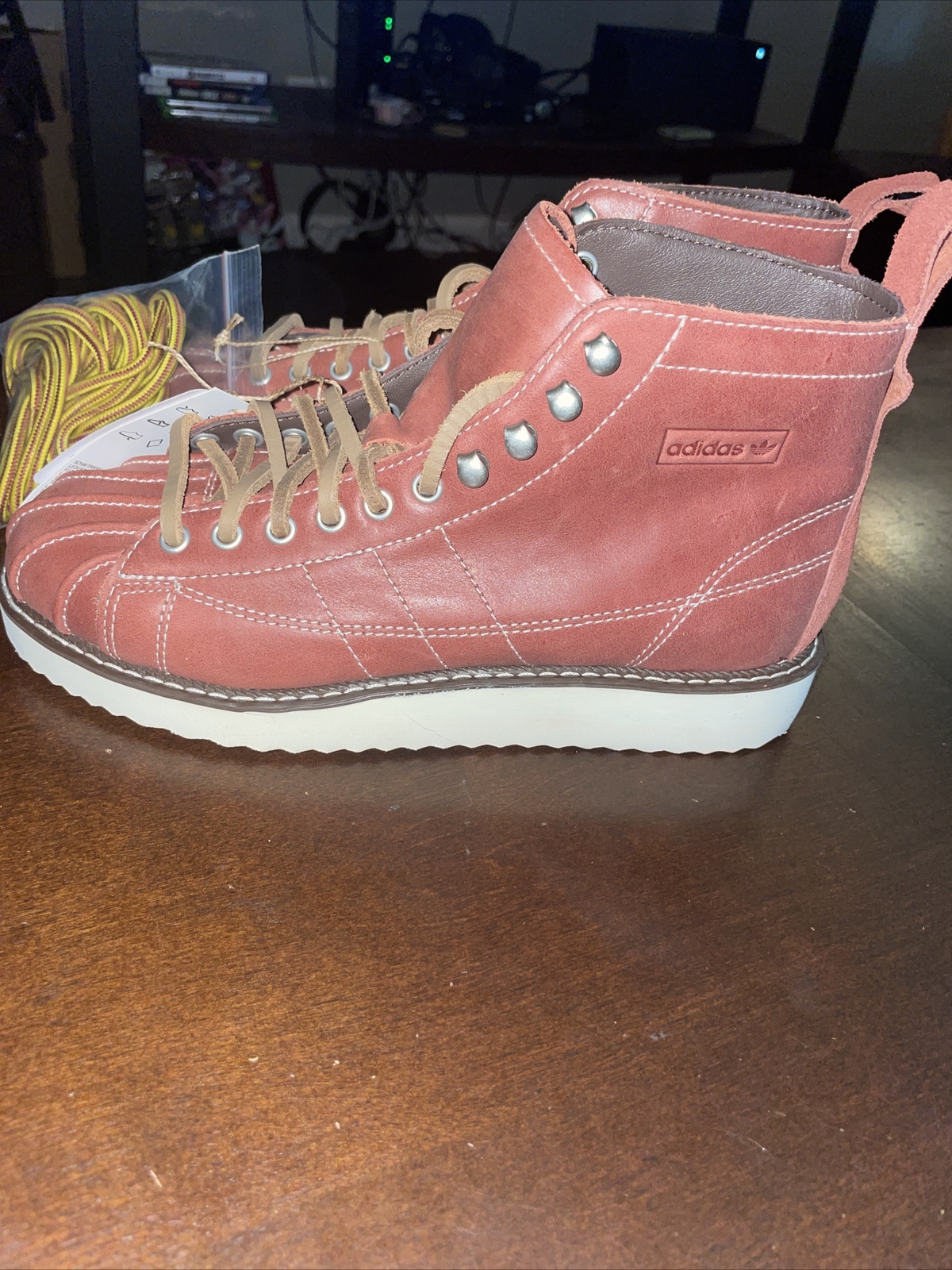 superstar boot adidas