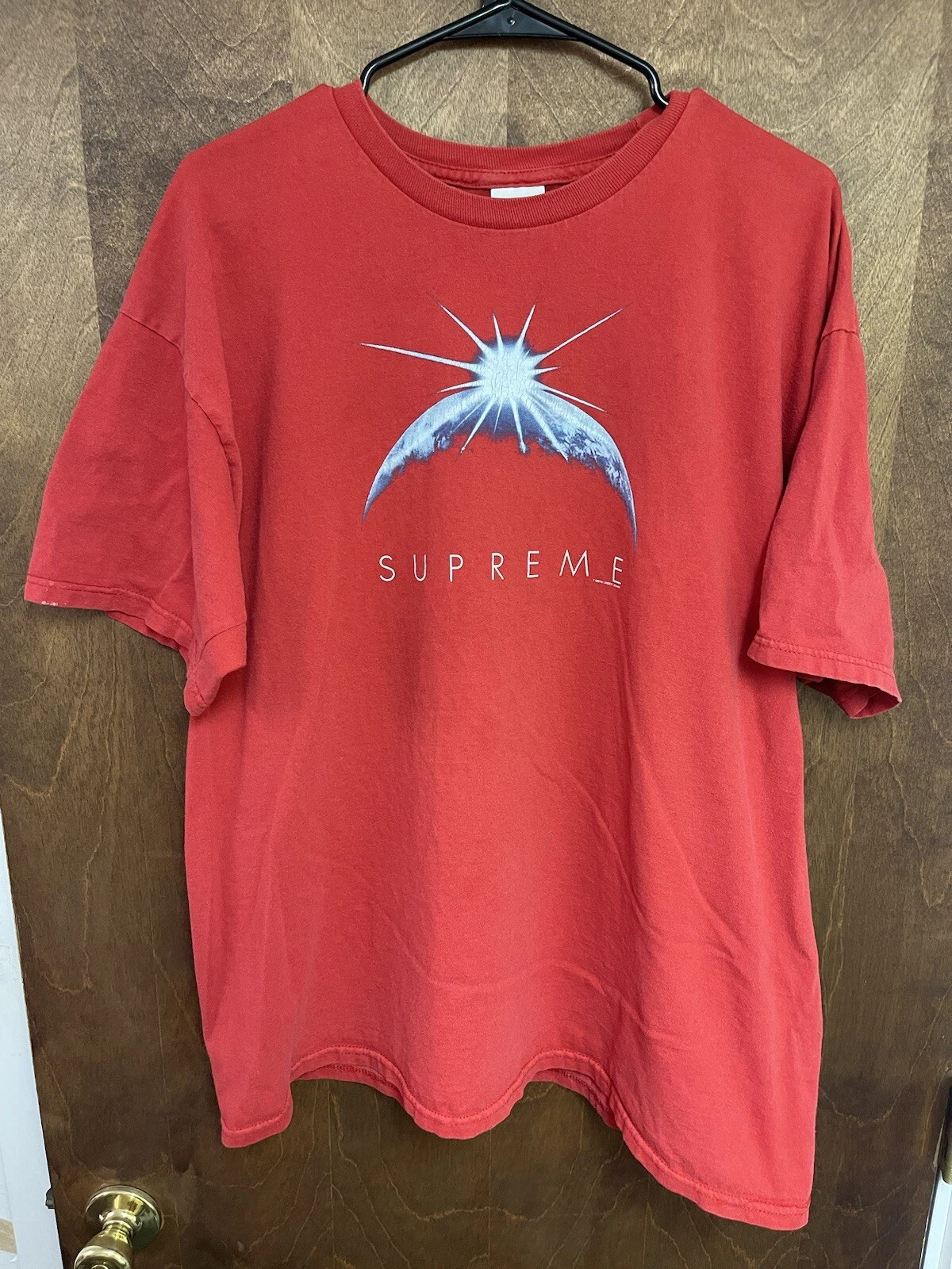 Supreme Sunrise T Shirt Homme XL Rouge Flou Graphique 2012 Terre Monde Extra Large