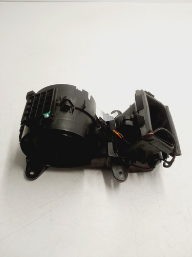 2007 MERCEDES GL450 HEATER BLOWER MOTOR HOUSING CASE OEM 982690J12 - Picture 3 of 9