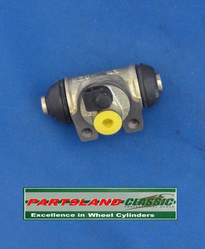 Rear Wheel Brake Cylinder Renault Laguna Estate BWH374 LW80112 1995 - 2000 - Picture 2 of 3