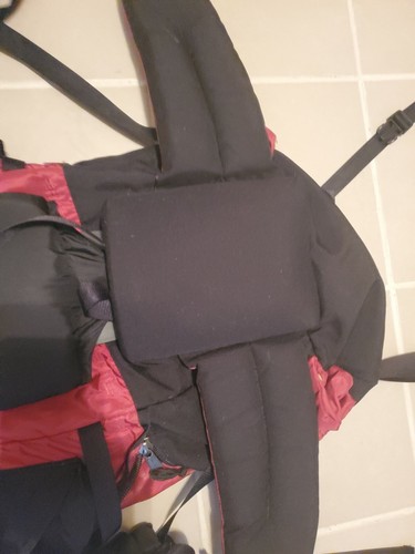 VINTAGE CAMP TRAILS INTERNAL FRAME BACKPACK MAROON/BLACK EUC - 第 8/12 張圖片